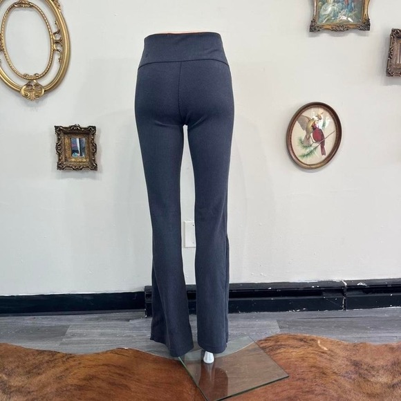 Lululemon Softstreme Ribbed High-Rise Pant Size 2 Black Split Hem Flare - Picture 3 of 6